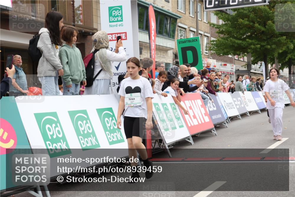 21.09.2025 - PSD Bank Halbmarathon Strokosch-Dieckow http://msf.ph/oto/8939459 21.09.2025 10:36:14 Ziel 176, 182, 184, 187, 290 meine-sportfotos.de