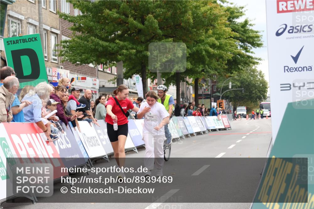 21.09.2025 - PSD Bank Halbmarathon Strokosch-Dieckow http://msf.ph/oto/8939469 21.09.2025 10:37:27 Ziel 172 meine-sportfotos.de