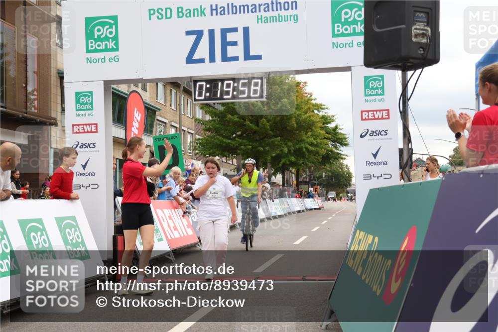 21.09.2025 - PSD Bank Halbmarathon Strokosch-Dieckow http://msf.ph/oto/8939473 21.09.2025 10:37:30 Ziel 172 meine-sportfotos.de