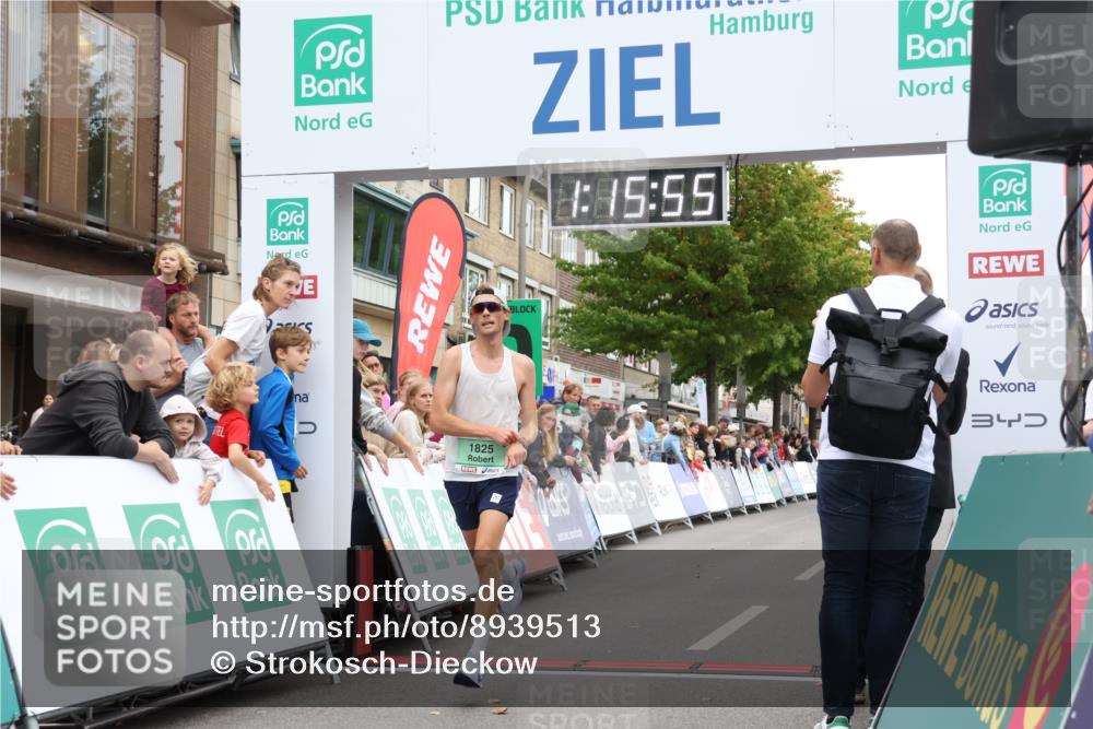 21.09.2025 - PSD Bank Halbmarathon Strokosch-Dieckow http://msf.ph/oto/8939513 21.09.2025 11:15:18 Ziel 1825 meine-sportfotos.de