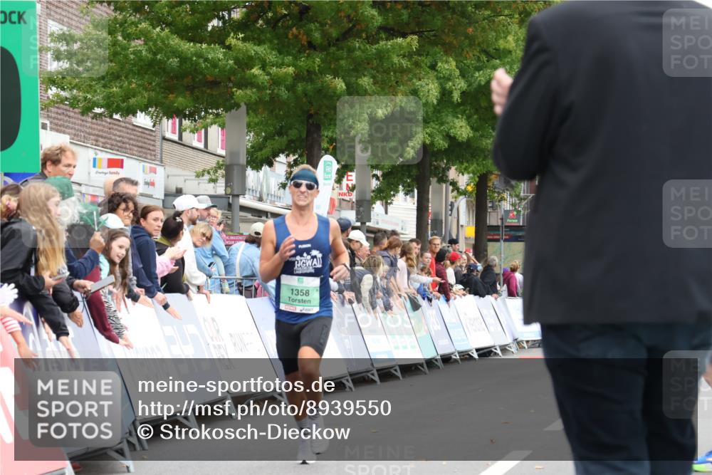 21.09.2025 - PSD Bank Halbmarathon Strokosch-Dieckow http://msf.ph/oto/8939550 21.09.2025 11:17:12 Ziel 1095, 1358 meine-sportfotos.de