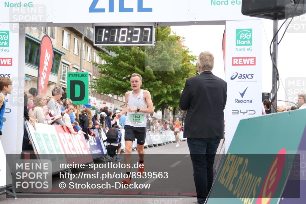21.09.2025 - PSD Bank Halbmarathon Strokosch-Dieckow http://msf.ph/oto/8939563 21.09.2025 11:18:00 Ziel 1803 meine-sportfotos.de