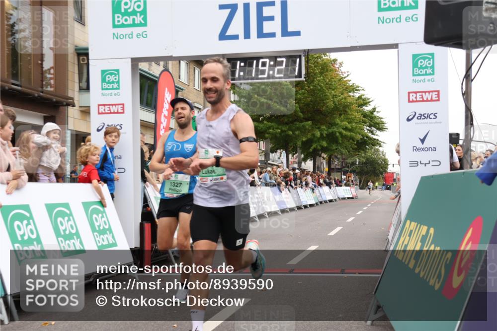 21.09.2025 - PSD Bank Halbmarathon Strokosch-Dieckow http://msf.ph/oto/8939590 21.09.2025 11:18:44 Ziel 1327, 3899 meine-sportfotos.de