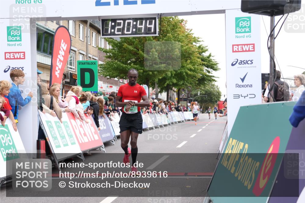 21.09.2025 - PSD Bank Halbmarathon Strokosch-Dieckow http://msf.ph/oto/8939616 21.09.2025 11:20:08 Ziel 1799, 1823 meine-sportfotos.de