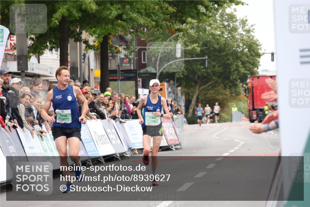 21.09.2025 - PSD Bank Halbmarathon Strokosch-Dieckow http://msf.ph/oto/8939627 21.09.2025 11:20:18 Ziel 1410, 1447, 1841 meine-sportfotos.de