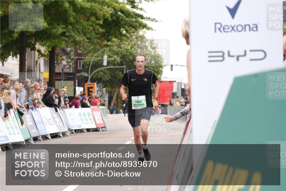 21.09.2025 - PSD Bank Halbmarathon Strokosch-Dieckow http://msf.ph/oto/8939670 21.09.2025 11:21:34 Ziel 1931 meine-sportfotos.de