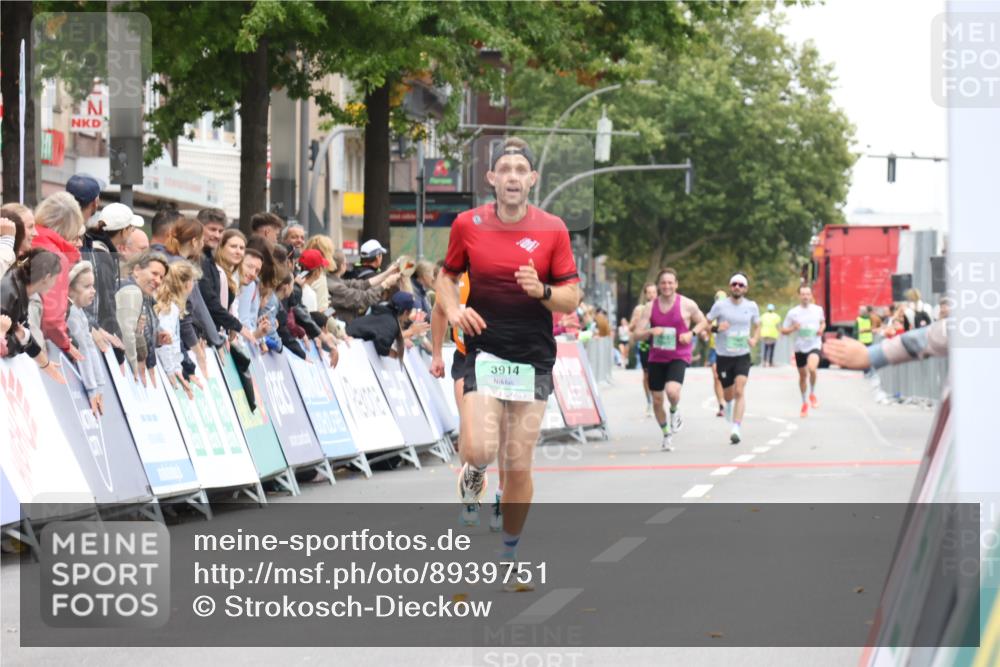 21.09.2025 - PSD Bank Halbmarathon Strokosch-Dieckow http://msf.ph/oto/8939751 21.09.2025 11:24:33 Ziel 3914 meine-sportfotos.de