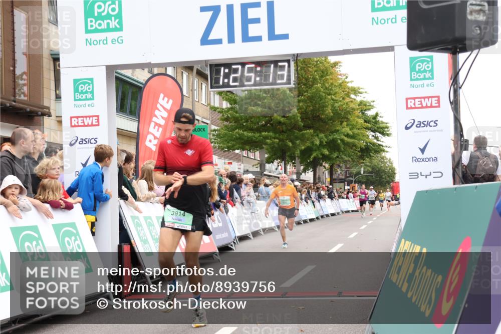 21.09.2025 - PSD Bank Halbmarathon Strokosch-Dieckow http://msf.ph/oto/8939756 21.09.2025 11:24:37 Ziel 1845, 3914 meine-sportfotos.de