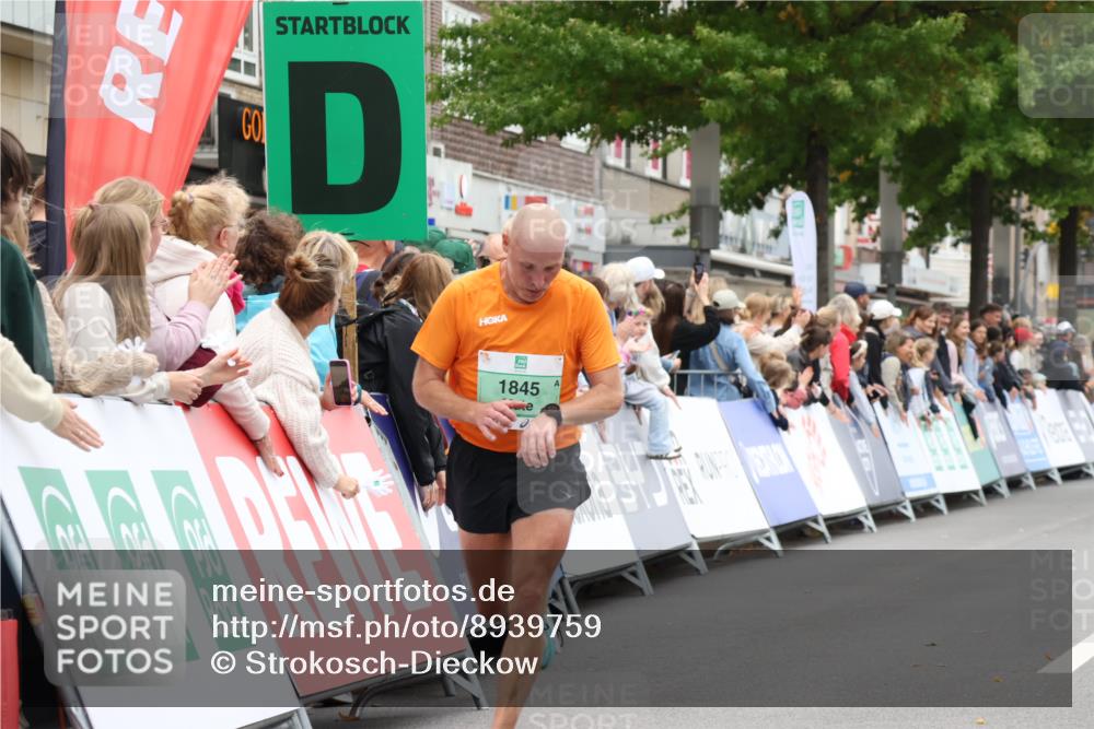 21.09.2025 - PSD Bank Halbmarathon Strokosch-Dieckow http://msf.ph/oto/8939759 21.09.2025 11:24:38 Ziel 1845, 3914 meine-sportfotos.de
