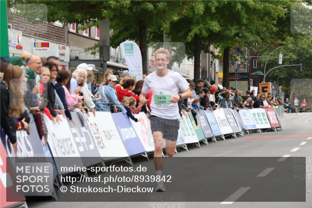 21.09.2025 - PSD Bank Halbmarathon Strokosch-Dieckow http://msf.ph/oto/8939842 21.09.2025 11:26:27 Ziel 1916, 4066 meine-sportfotos.de