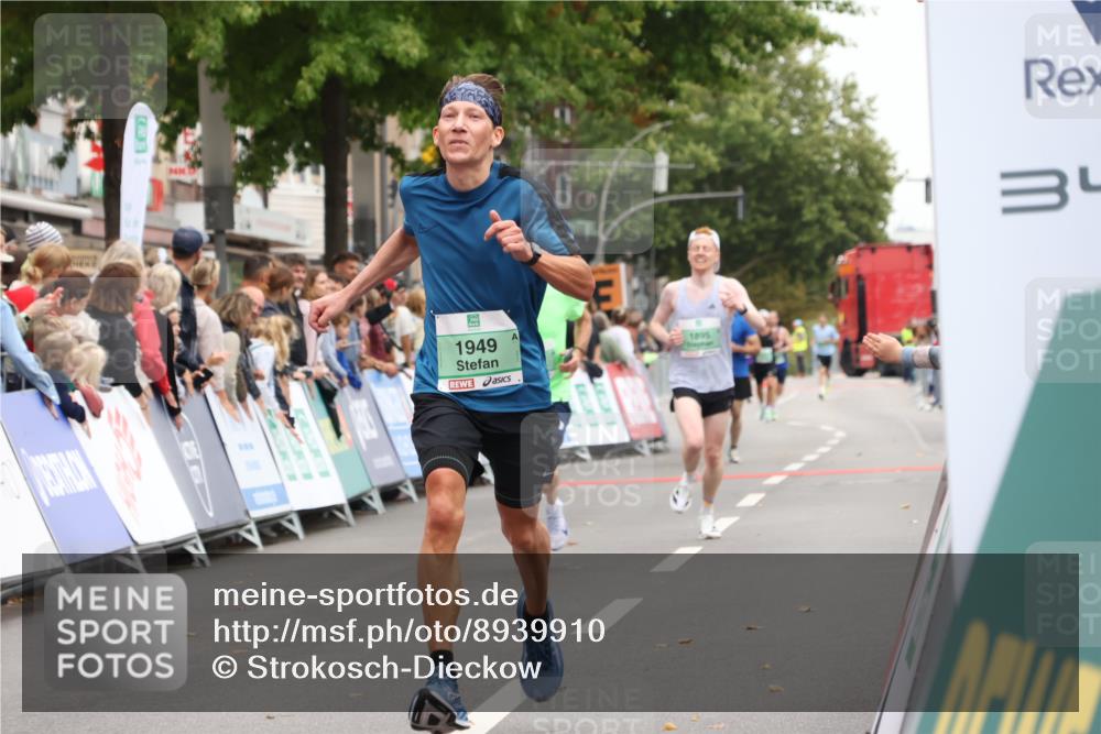 21.09.2025 - PSD Bank Halbmarathon Strokosch-Dieckow http://msf.ph/oto/8939910 21.09.2025 11:27:41 Ziel 1230, 1874, 1895, 1949, 1953 meine-sportfotos.de