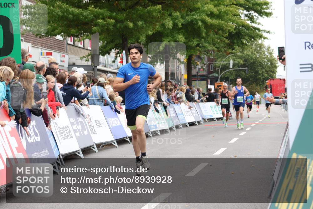 21.09.2025 - PSD Bank Halbmarathon Strokosch-Dieckow http://msf.ph/oto/8939928 21.09.2025 11:27:52 Ziel 1230, 1895 meine-sportfotos.de
