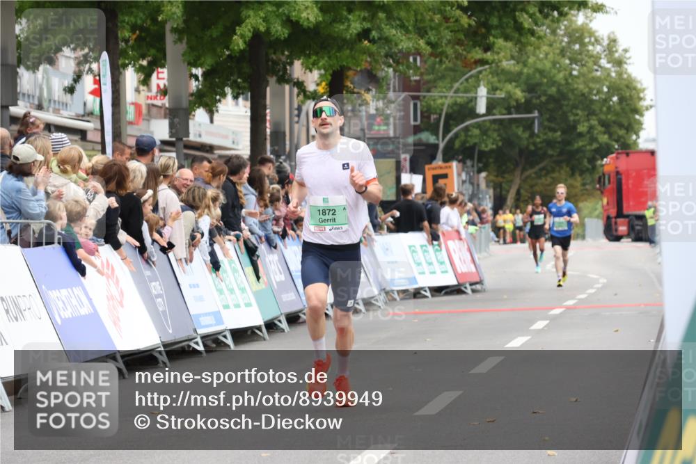 21.09.2025 - PSD Bank Halbmarathon Strokosch-Dieckow http://msf.ph/oto/8939949 21.09.2025 11:28:10 Ziel 1018, 1872, 1927, 2266 meine-sportfotos.de