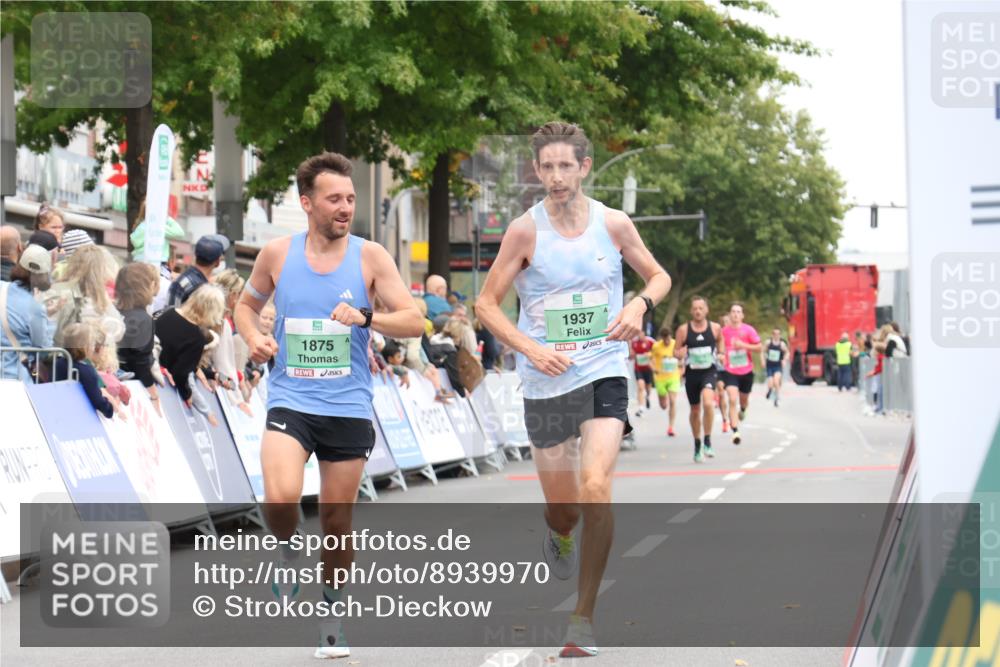 21.09.2025 - PSD Bank Halbmarathon Strokosch-Dieckow http://msf.ph/oto/8939970 21.09.2025 11:28:37 Ziel 1867, 1875, 1937 meine-sportfotos.de
