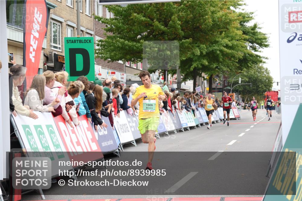 21.09.2025 - PSD Bank Halbmarathon Strokosch-Dieckow http://msf.ph/oto/8939985 21.09.2025 11:28:52 Ziel 1456, 1909, 1978, 4029 meine-sportfotos.de
