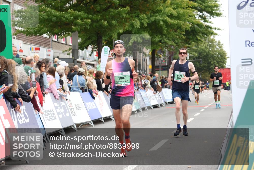 21.09.2025 - PSD Bank Halbmarathon Strokosch-Dieckow http://msf.ph/oto/8939999 21.09.2025 11:29:01 Ziel 1427, 1889, 1907, 1909, 2092 meine-sportfotos.de