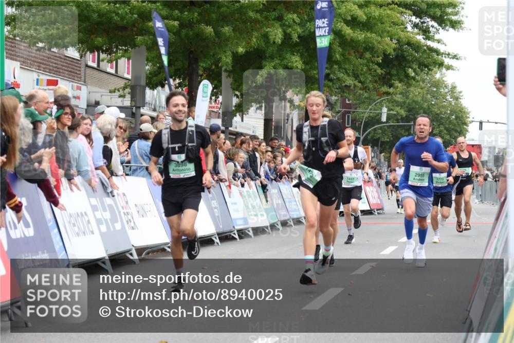 21.09.2025 - PSD Bank Halbmarathon Strokosch-Dieckow http://msf.ph/oto/8940025 21.09.2025 11:29:28 Ziel 1437, 1472, 1525, 1854, 2955, 3898 meine-sportfotos.de