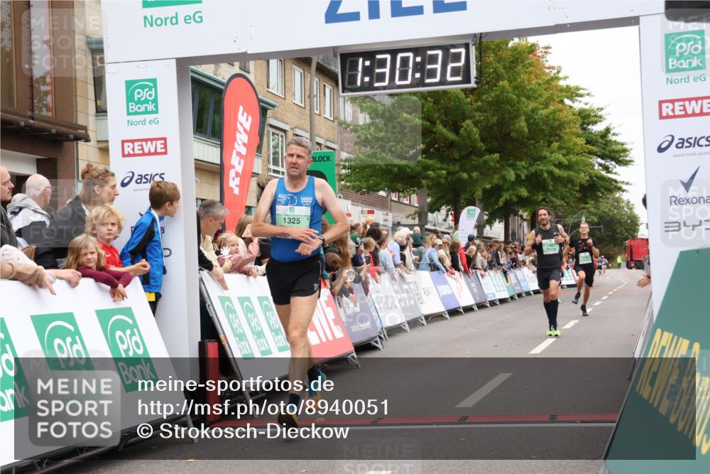 21.09.2025 - PSD Bank Halbmarathon Strokosch-Dieckow http://msf.ph/oto/8940051 21.09.2025 11:29:55 Ziel 1325, 1407, 2288 meine-sportfotos.de