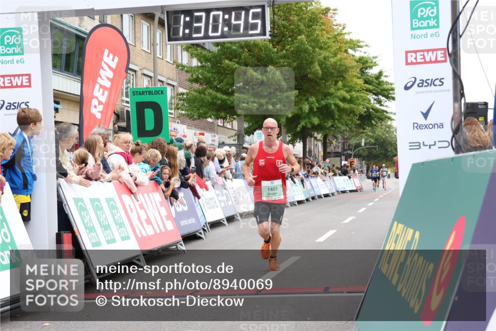 21.09.2025 - PSD Bank Halbmarathon Strokosch-Dieckow http://msf.ph/oto/8940069 21.09.2025 11:30:08 Ziel 1463, 1939 meine-sportfotos.de