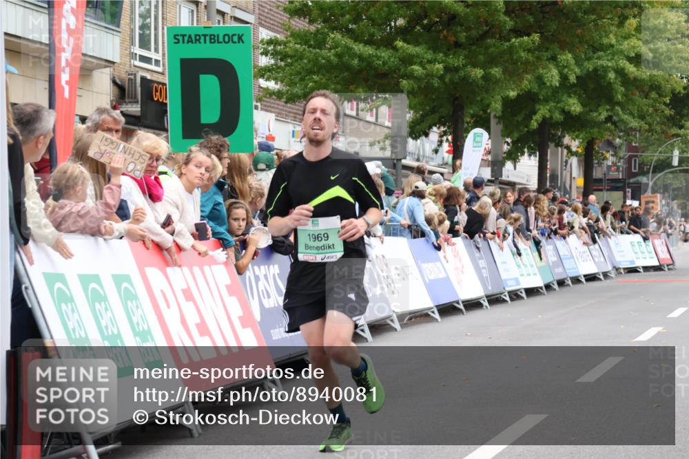 21.09.2025 - PSD Bank Halbmarathon Strokosch-Dieckow http://msf.ph/oto/8940081 21.09.2025 11:30:24 Ziel 1225, 1878, 1969 meine-sportfotos.de