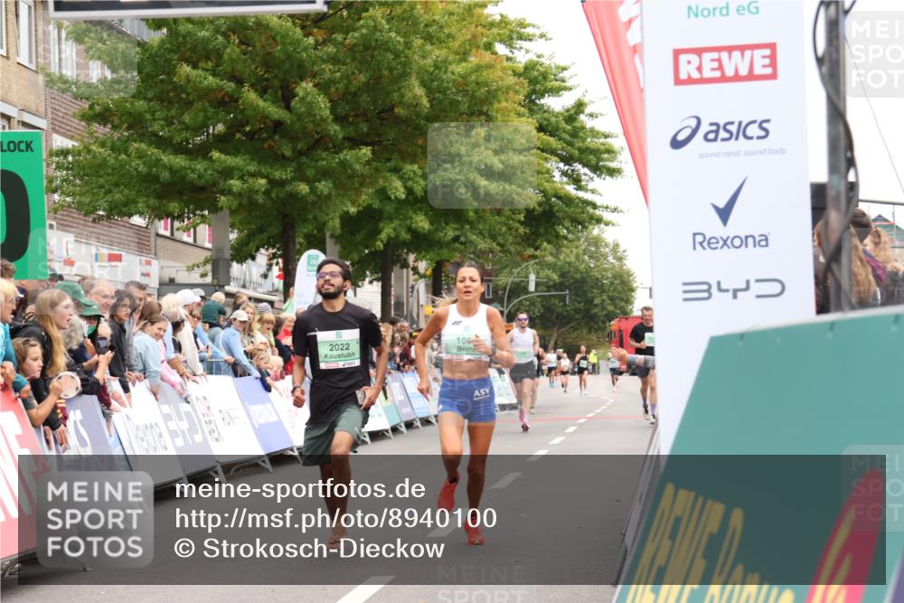 21.09.2025 - PSD Bank Halbmarathon Strokosch-Dieckow http://msf.ph/oto/8940100 21.09.2025 11:30:45 Ziel 1066, 1109, 1429, 2022 meine-sportfotos.de