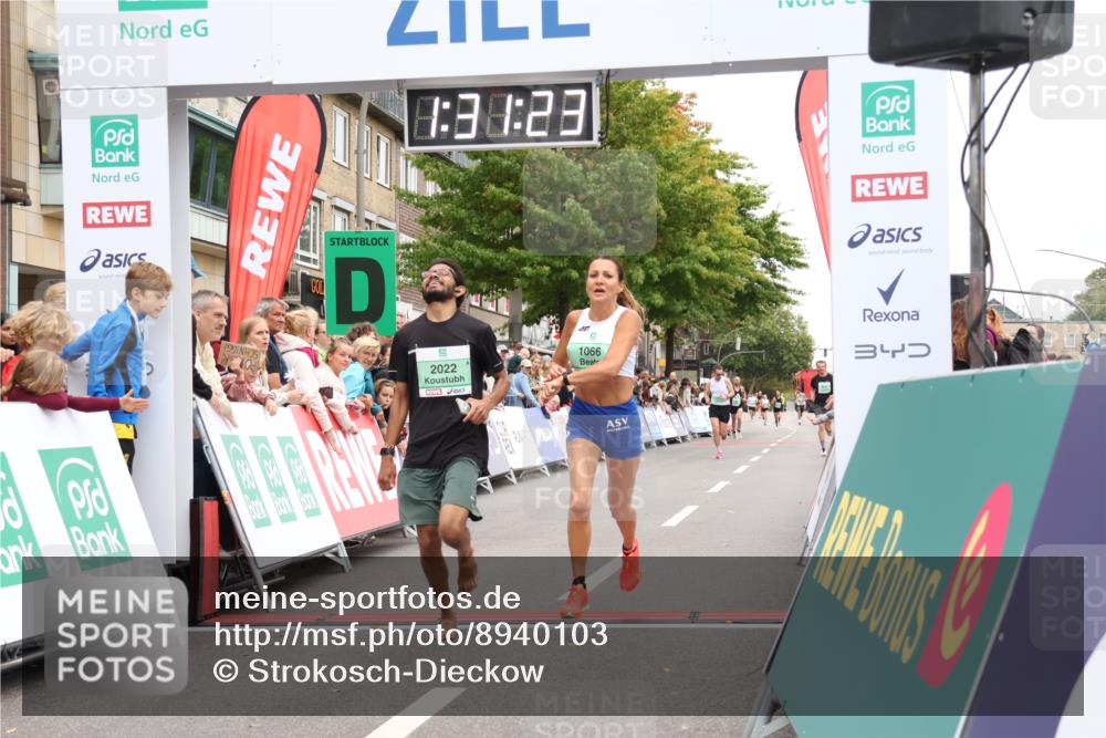 21.09.2025 - PSD Bank Halbmarathon Strokosch-Dieckow http://msf.ph/oto/8940103 21.09.2025 11:30:46 Ziel 1066, 1109, 2022 meine-sportfotos.de