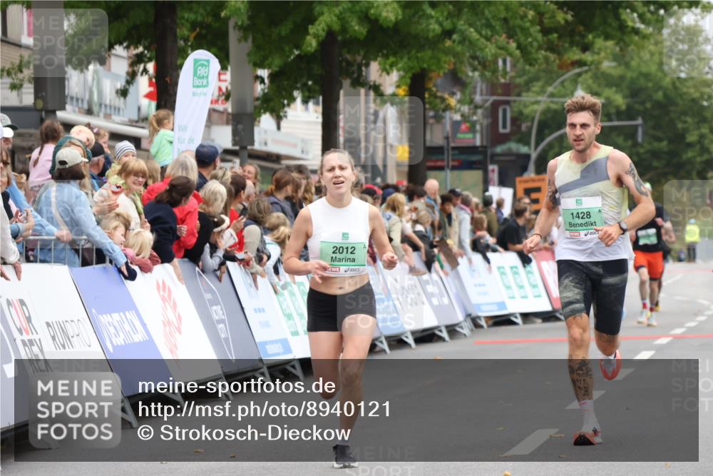 21.09.2025 - PSD Bank Halbmarathon Strokosch-Dieckow http://msf.ph/oto/8940121 21.09.2025 11:31:03 Ziel 1428, 1689, 1919, 2012 meine-sportfotos.de