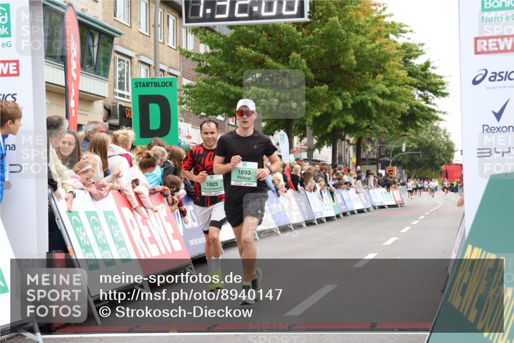 21.09.2025 - PSD Bank Halbmarathon Strokosch-Dieckow http://msf.ph/oto/8940147 21.09.2025 11:31:23 Ziel 1858, 1893, 1925 meine-sportfotos.de