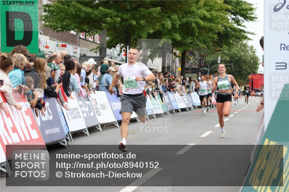 21.09.2025 - PSD Bank Halbmarathon Strokosch-Dieckow http://msf.ph/oto/8940152 21.09.2025 11:31:37 Ziel 2061, 2076 meine-sportfotos.de