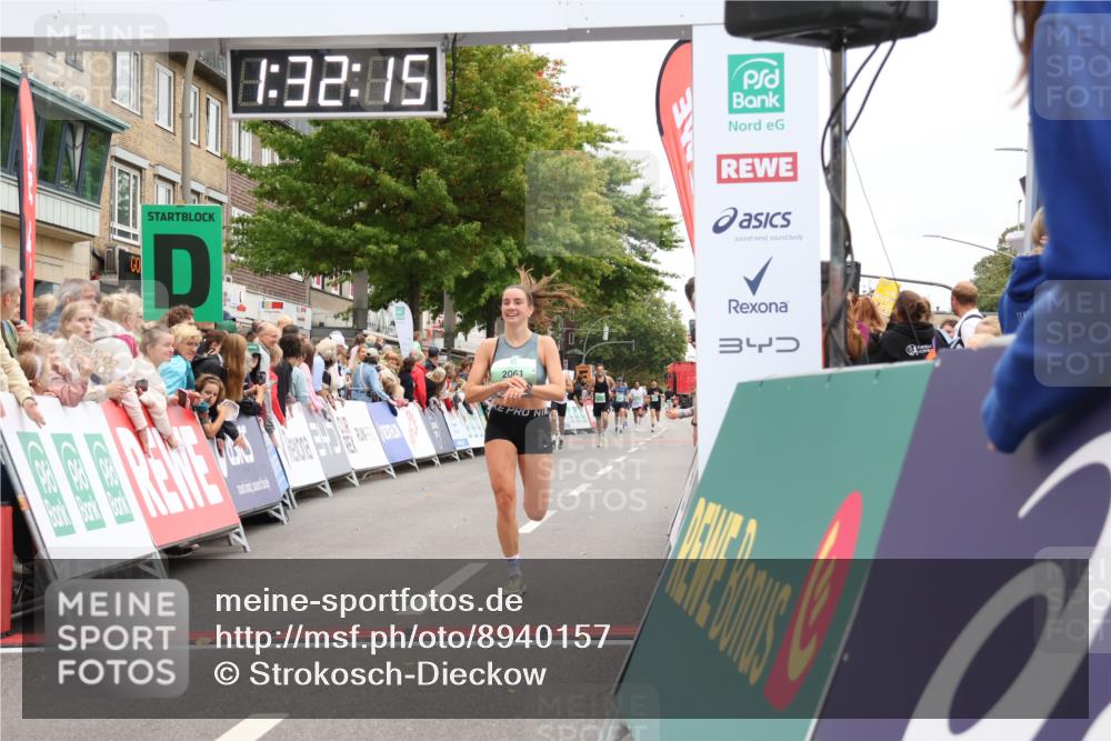 21.09.2025 - PSD Bank Halbmarathon Strokosch-Dieckow http://msf.ph/oto/8940157 21.09.2025 11:31:39 Ziel 2061, 2076 meine-sportfotos.de