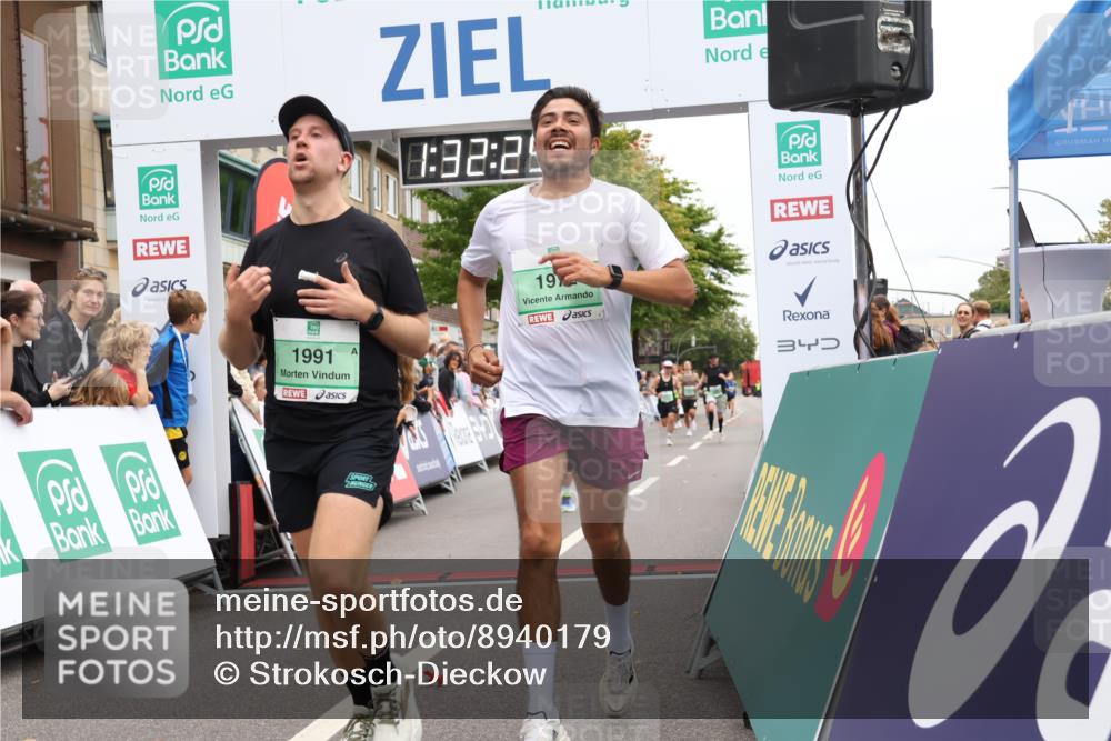 21.09.2025 - PSD Bank Halbmarathon Strokosch-Dieckow http://msf.ph/oto/8940179 21.09.2025 11:31:52 Ziel 1174, 1317, 1607, 1888, 1972, 1991, 2025, 2044, 2243 meine-sportfotos.de