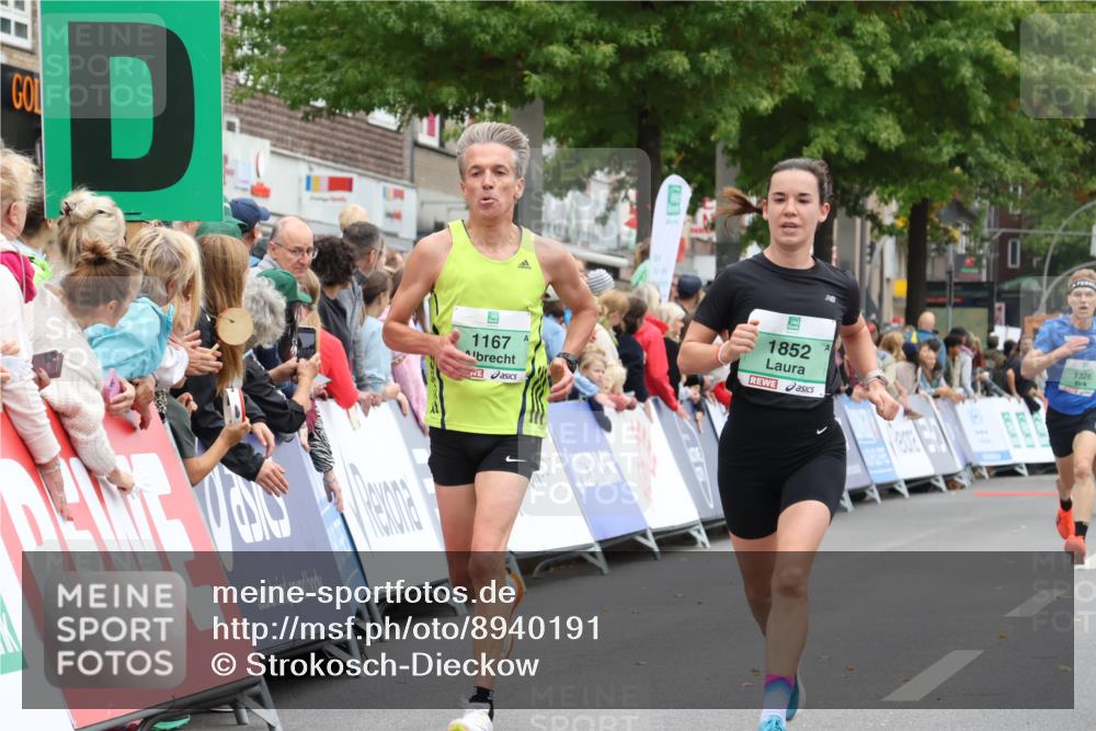 21.09.2025 - PSD Bank Halbmarathon Strokosch-Dieckow http://msf.ph/oto/8940191 21.09.2025 11:32:00 Ziel 1052, 1167, 1174, 1326, 1852, 1888, 1890, 2025 meine-sportfotos.de