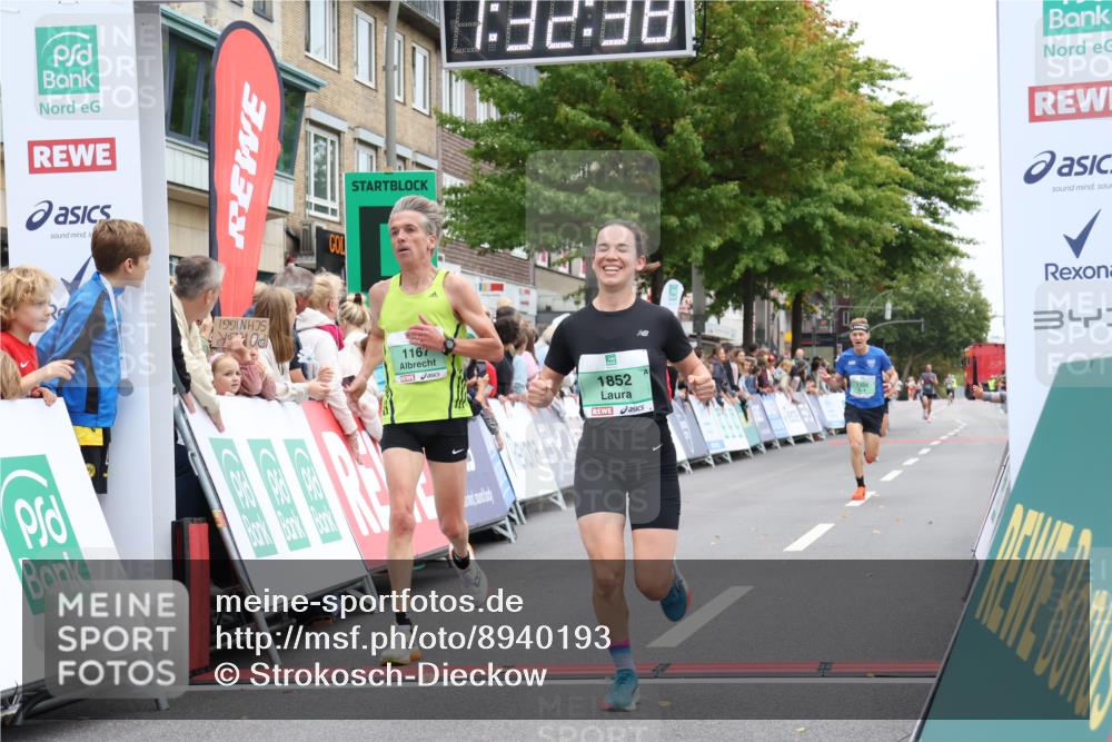 21.09.2025 - PSD Bank Halbmarathon Strokosch-Dieckow http://msf.ph/oto/8940193 21.09.2025 11:32:01 Ziel 1052, 1167, 1174, 1326, 1852, 1888, 1890, 2025 meine-sportfotos.de