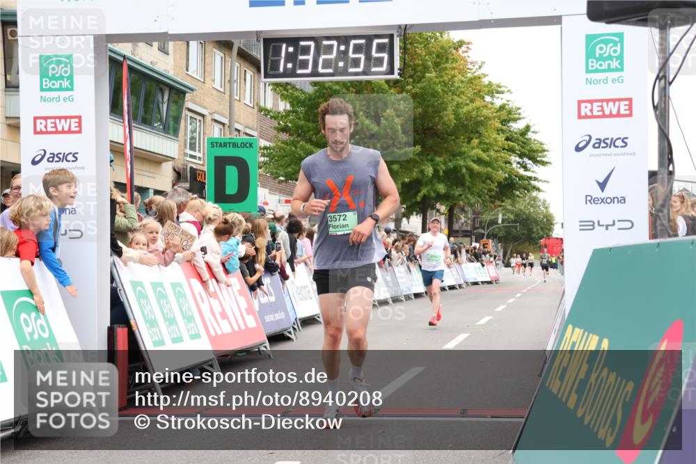21.09.2025 - PSD Bank Halbmarathon Strokosch-Dieckow http://msf.ph/oto/8940208 21.09.2025 11:32:18 Ziel 2005, 3572 meine-sportfotos.de