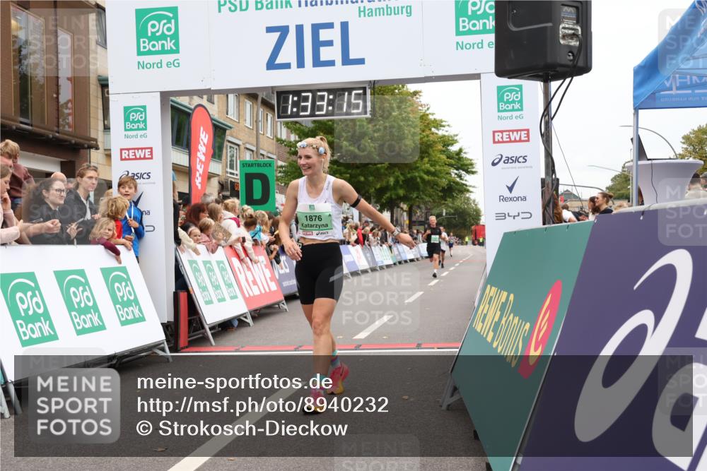 21.09.2025 - PSD Bank Halbmarathon Strokosch-Dieckow http://msf.ph/oto/8940232 21.09.2025 11:32:38 Ziel 1251, 1876, 1900, 2028, 3929 meine-sportfotos.de