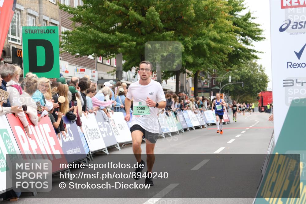 21.09.2025 - PSD Bank Halbmarathon Strokosch-Dieckow http://msf.ph/oto/8940240 21.09.2025 11:32:44 Ziel 1251, 1876, 2090 meine-sportfotos.de