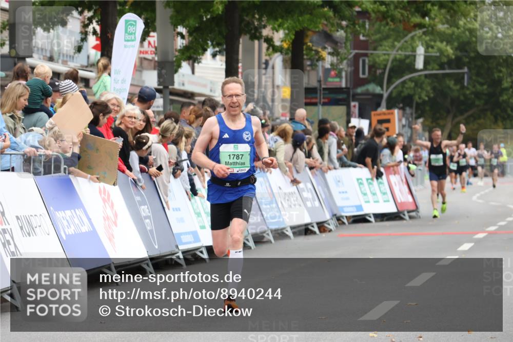 21.09.2025 - PSD Bank Halbmarathon Strokosch-Dieckow http://msf.ph/oto/8940244 21.09.2025 11:32:47 Ziel 1251, 1787, 2090 meine-sportfotos.de