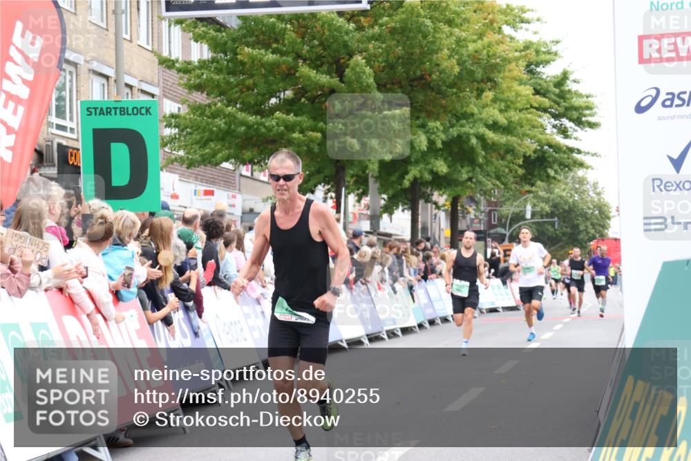 21.09.2025 - PSD Bank Halbmarathon Strokosch-Dieckow http://msf.ph/oto/8940255 21.09.2025 11:33:07 Ziel 1180, 1805, 1822, 1869 meine-sportfotos.de