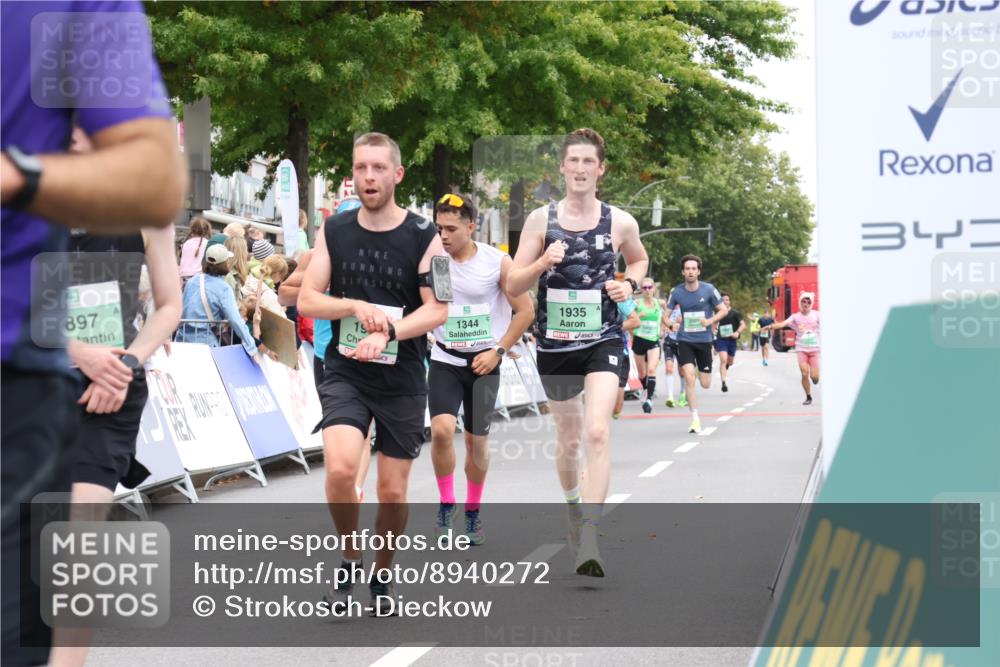 21.09.2025 - PSD Bank Halbmarathon Strokosch-Dieckow http://msf.ph/oto/8940272 21.09.2025 11:33:16 Ziel 1180, 1344, 1869, 1883, 1891, 1897, 1935, 1961 meine-sportfotos.de