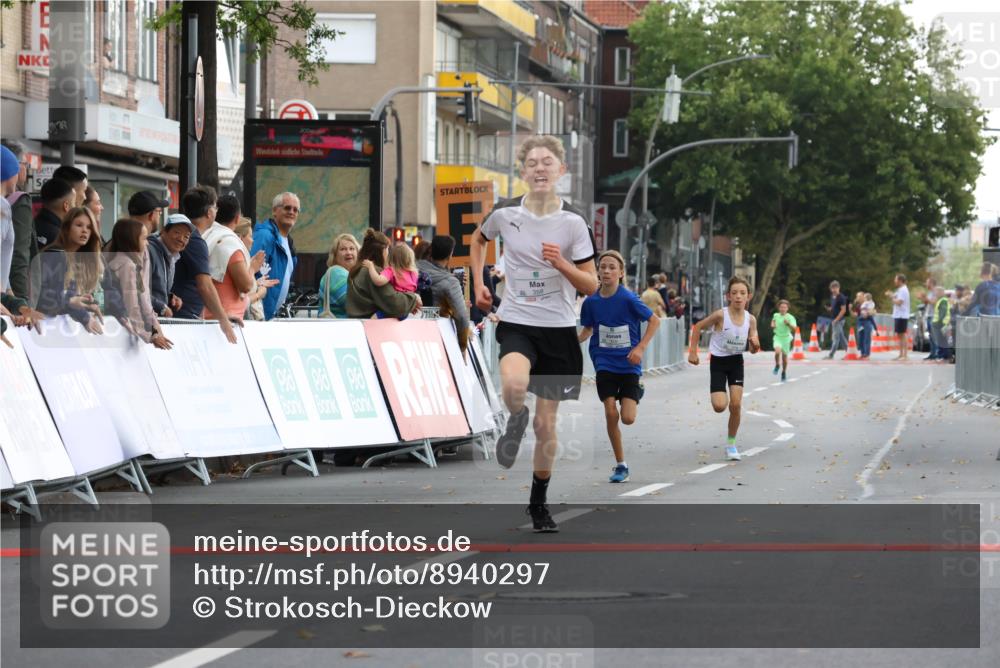 21.09.2025 - PSD Bank Halbmarathon Strokosch-Dieckow http://msf.ph/oto/8940297 21.09.2025 10:25:13 Ziel 310, 359, 378 meine-sportfotos.de