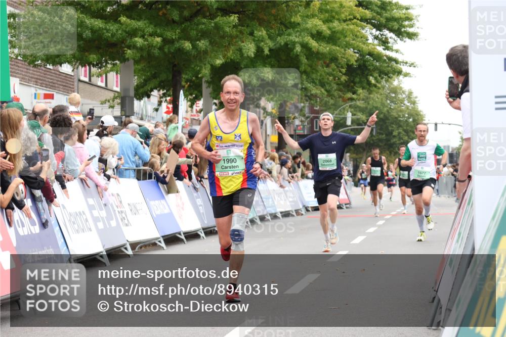 21.09.2025 - PSD Bank Halbmarathon Strokosch-Dieckow http://msf.ph/oto/8940315 21.09.2025 11:33:45 Ziel 1577, 1915, 1936, 1990, 2068 meine-sportfotos.de