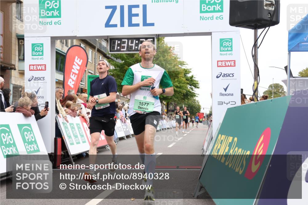 21.09.2025 - PSD Bank Halbmarathon Strokosch-Dieckow http://msf.ph/oto/8940328 21.09.2025 11:33:49 Ziel 1577, 1855, 1915, 1990, 2014, 2068 meine-sportfotos.de