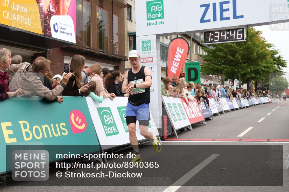 21.09.2025 - PSD Bank Halbmarathon Strokosch-Dieckow http://msf.ph/oto/8940365 21.09.2025 11:34:10 Ziel 1946, 1979, 2082 meine-sportfotos.de