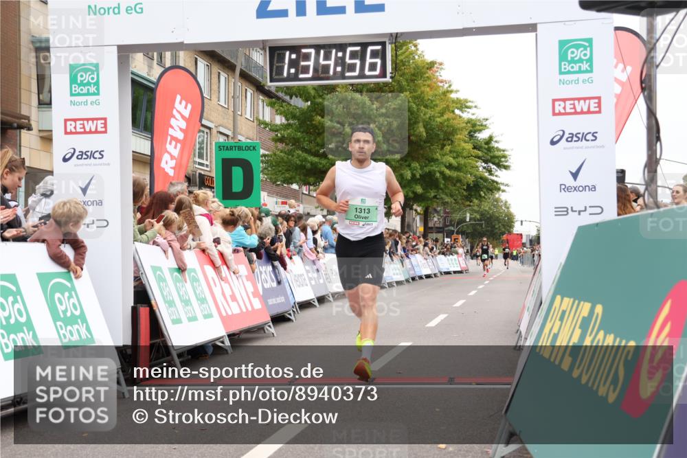 21.09.2025 - PSD Bank Halbmarathon Strokosch-Dieckow http://msf.ph/oto/8940373 21.09.2025 11:34:19 Ziel 1313 meine-sportfotos.de