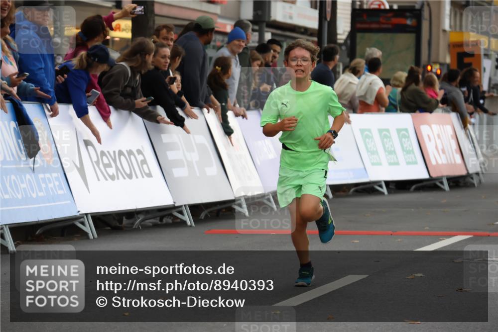 21.09.2025 - PSD Bank Halbmarathon Strokosch-Dieckow http://msf.ph/oto/8940393 21.09.2025 10:25:30 Ziel 206, 268 meine-sportfotos.de