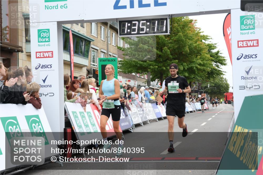 21.09.2025 - PSD Bank Halbmarathon Strokosch-Dieckow http://msf.ph/oto/8940395 21.09.2025 11:34:35 Ziel 1628, 1996, 2008 meine-sportfotos.de