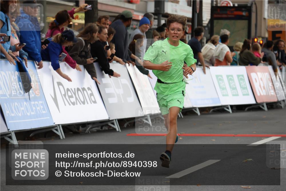 21.09.2025 - PSD Bank Halbmarathon Strokosch-Dieckow http://msf.ph/oto/8940398 21.09.2025 10:25:30 Ziel 206, 268 meine-sportfotos.de