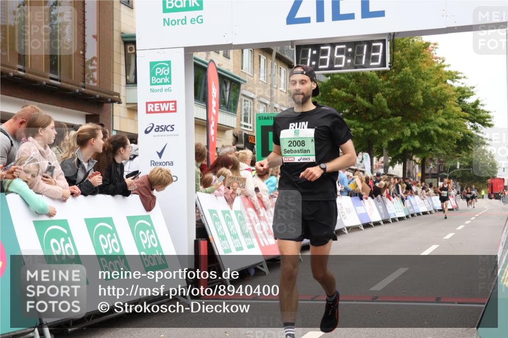 21.09.2025 - PSD Bank Halbmarathon Strokosch-Dieckow http://msf.ph/oto/8940400 21.09.2025 11:34:36 Ziel 1628, 1996, 2008 meine-sportfotos.de