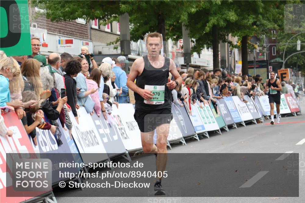21.09.2025 - PSD Bank Halbmarathon Strokosch-Dieckow http://msf.ph/oto/8940405 21.09.2025 11:34:42 Ziel 1870, 1996, 2008 meine-sportfotos.de