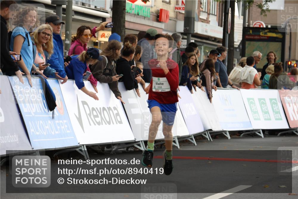 21.09.2025 - PSD Bank Halbmarathon Strokosch-Dieckow http://msf.ph/oto/8940419 21.09.2025 10:25:36 Ziel 206, 268 meine-sportfotos.de
